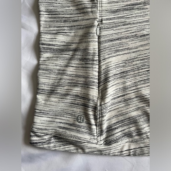 Lululemon Runderful Long Sleeve - Size 10 White/Gray - Picture 10 of 13
